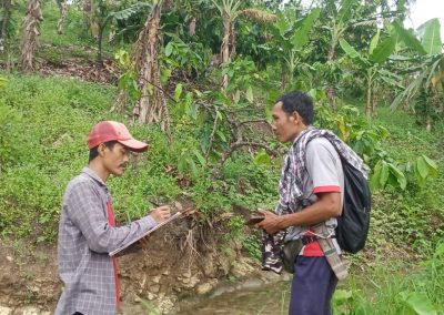 Siapkan Usulan Perhutanan Sosial, Gapoktanhut Sidadadi Maju Bersama Lakukan Sensus Petani dan Lahan di Areal KHDPK Desa Sarwadadi, Binangun dan Kalijeruk