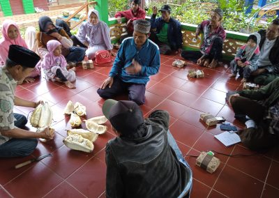 Perkuat Tata Kelola Lahan, LPHD Sidadadi Belajar Sistem Agroforestry Durian dan Koperasi ke Banyumas